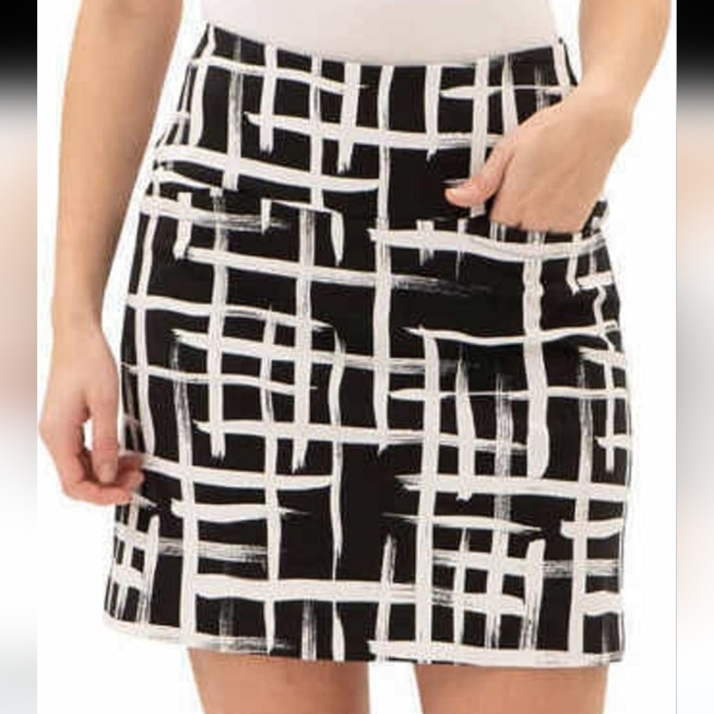 S.C. & Co Womens Tummy Control Black White Grid Skort Skirt Size XXL